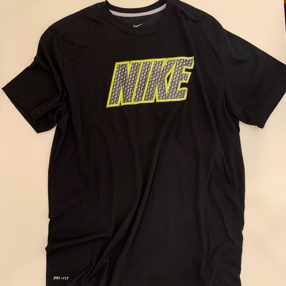 Nike Dri - Fit Shirt